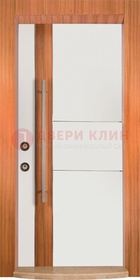 Белая входная дверь c МДФ панелью ЧД-09 в частный дом в Голицино