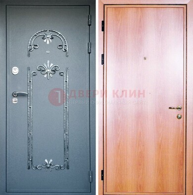 Железная дверь с ковкой ламинат внутри ДК-11 в квартиру в Голицино