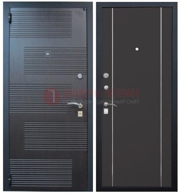 Темная металлическая дверь с МДФ ДМ-105 в деревянный дом в Голицино