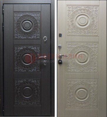 Темная стальная дверь с МДФ ДМ-161 для коттеджа в Голицино