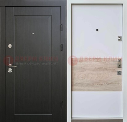 Черная металлическая дверь с белой МДФ внутри ДМ-230 в Голицино