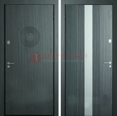 Темная железная дверь с МДФ и декоративной вставкой ДМ-25 в Голицино