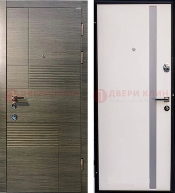 Входная дверь Серая стальная МДФ с белой стеклянной вставкой внутри ДМ-266 в Голицино