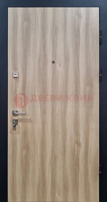 Светлая металлическая дверь с МДФ ДМ-340 в Голицино