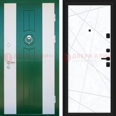 Зеленая железная дверь с панелями МДФ ДМ-369 в Голицино