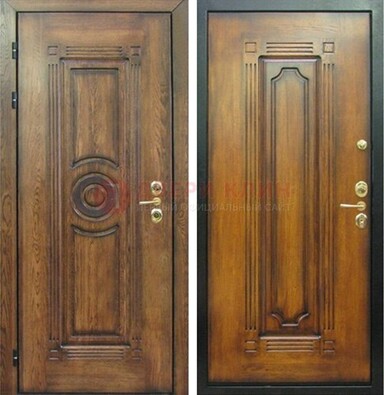 Коричневая металлическая дверь с массивом дуба с рисунком ДМД-10 в Голицино
