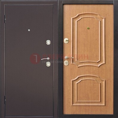 Темная железная дверь с порошковым покрытием ДП-10 в Сергиевом Посаде