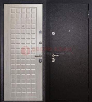 Черная входная дверь с порошковым покрытием ДП-206 в Голицино