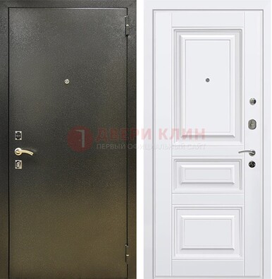 Железная темно-серая дверь с порошковым напылением и белой МДФ ДП-274 в Голицино