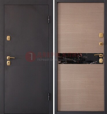 Коричневая металлическая дверь с порошковым окрасом ДП-82 в Голицино