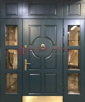 Стальная парадная дверь ДПР-64 со стеклопакетом в Голицино
