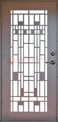 Коричневая стальная решетчатая дверь с узором ДР-4 в Голицино