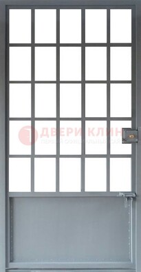 Металлическая решетчатая дверь в сером цвете ДР-7 в Голицино