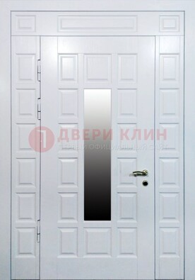 Белая входная дверь с МДФ панелью и стеклом ДС-56 в Голицино