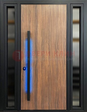 Коричневая металлическая дверь со стеклом ДС-69 в Голицино