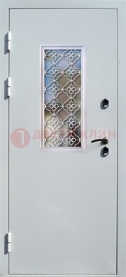 Серая металлическая дверь со стеклом и ковкой ДС-75 в Голицино