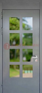 Серая металлическая дверь со стеклом ДС-78 в Голицино