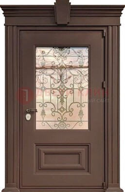 Металлическая дверь со стеклом и ковкой в классическом стиле ДСК-185 в Голицино