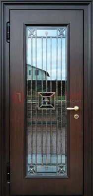 Железная дверь с большим стеклом и ковкой ДСК-187 в Голицино