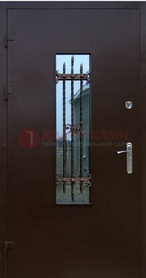 Надежная металлическая дверь со стеклом и ковкой ДСК-47 в Раменском