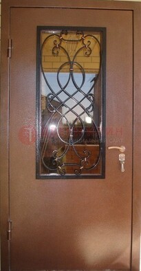 Металлическая дверь со стеклом и ковкой ДСК-51 на дачу в Голицино