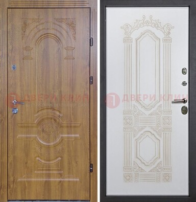 Входная дверь Дверь с виноритом с панелями Итальянский орех и Белой отделкой ДВТ-104 в Великом Новгороде