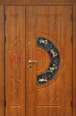 Входная дверь цвета золотой дуб с виноритом и ковкой ДВТ-176 в Голицино