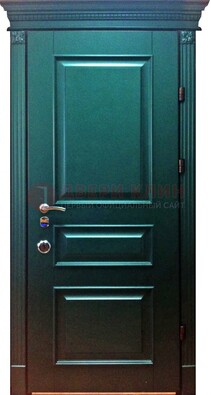 Зеленая входная филенчатая дверь с виноритом ДВТ-62 в Голицино