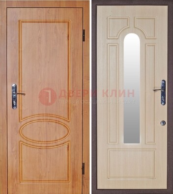 Светлая железная дверь с зеркалом ДЗ-24 в Голицино