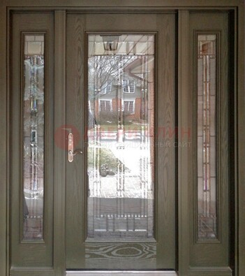 Коричневая стальная дверь с массивом дуба с витражом ВЖ-16 в Голицино