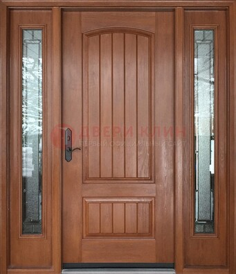 Стальная дверь с массивом дуба и витражом для дома ВЖ-17 в Голицино